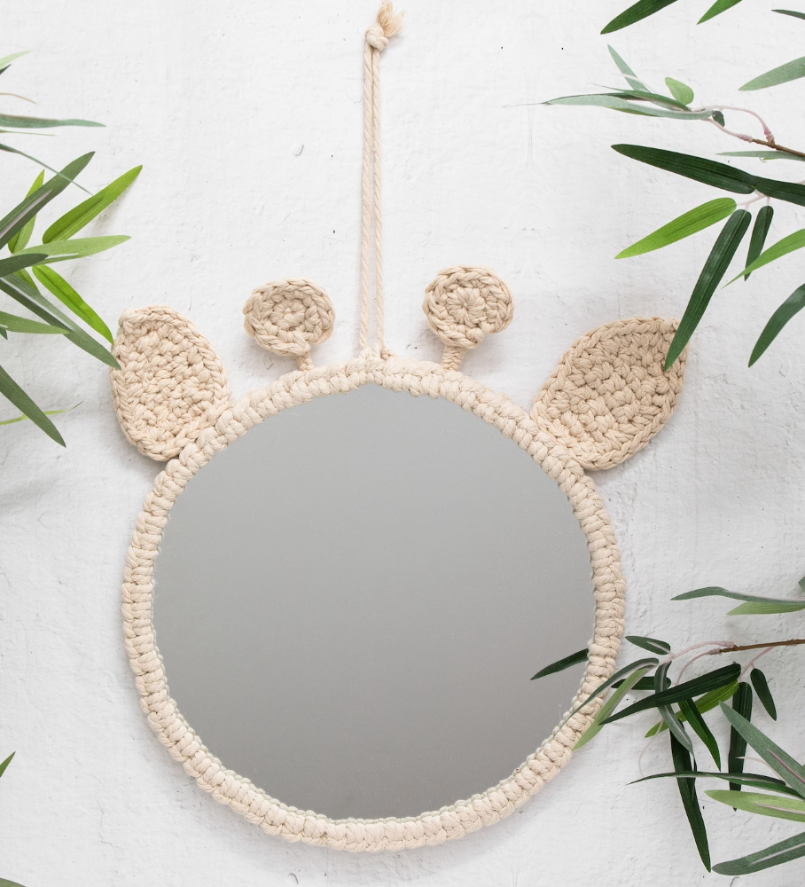 Kids Giraffe Mirror